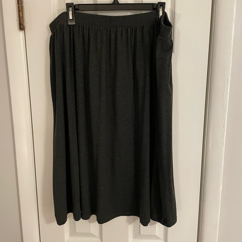 Gray Gap Skirt